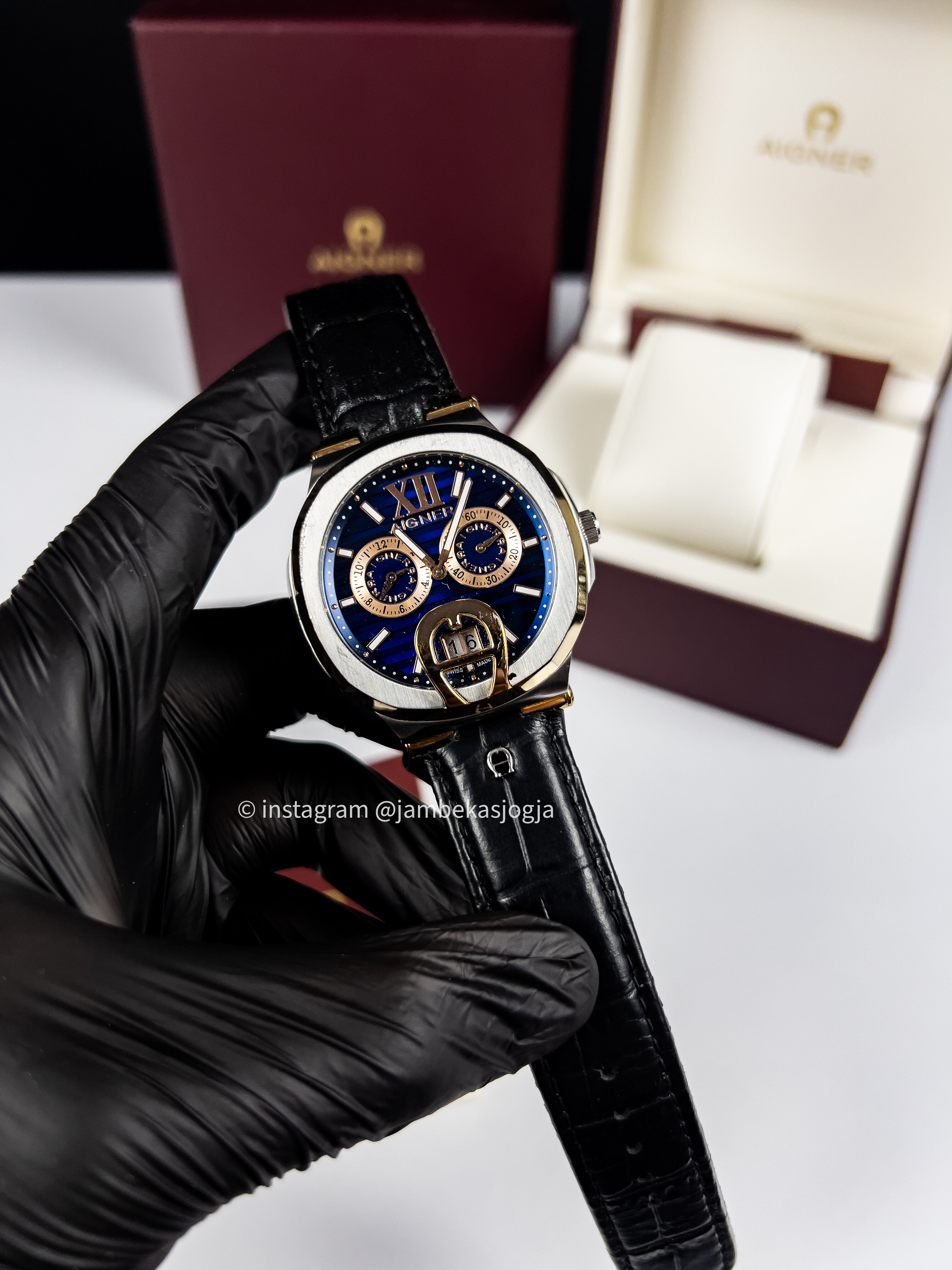 (SKU 45) Aigner Taviano Blue Dial A1113100 Leather Strap