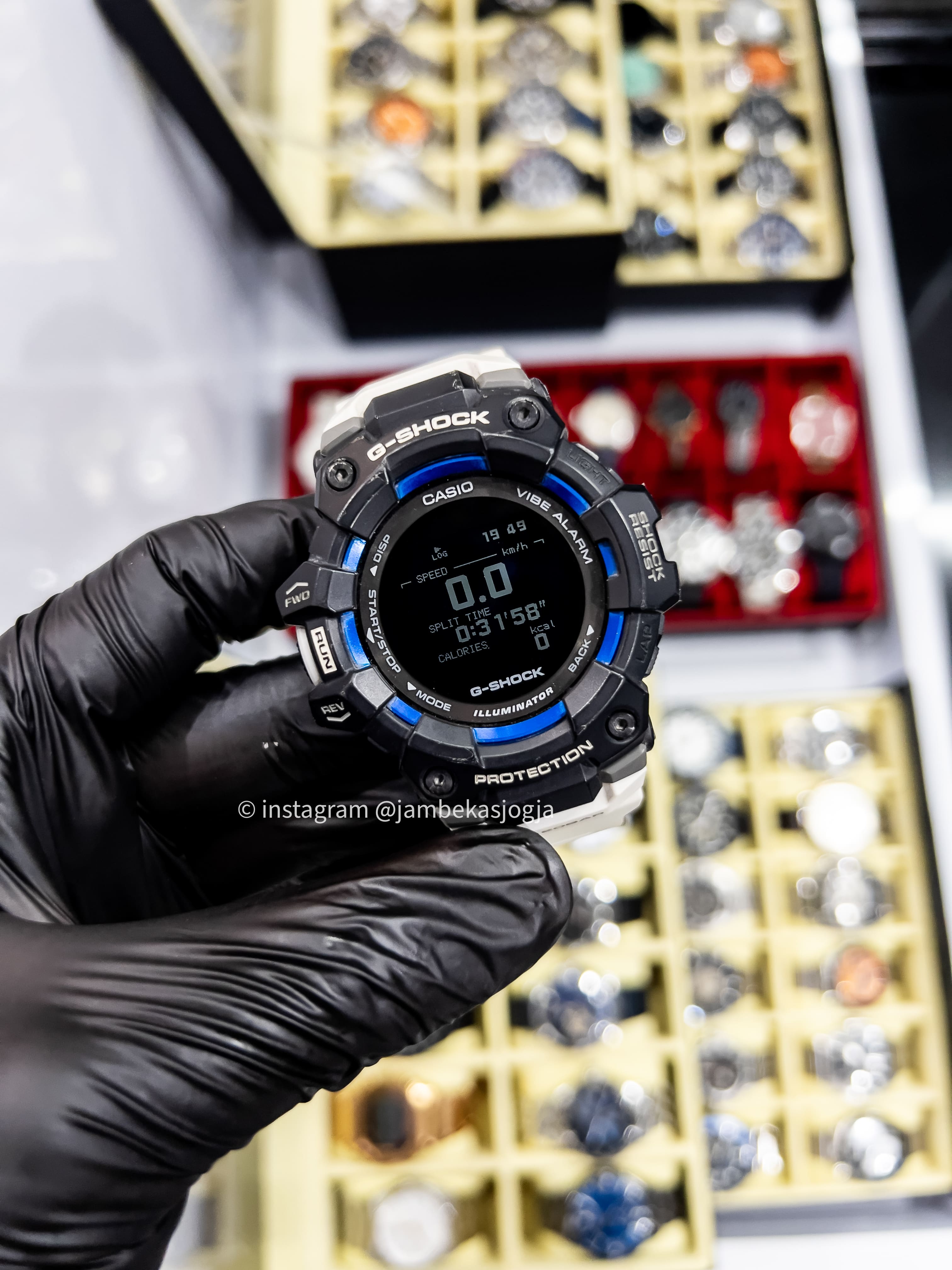 (SKU 117) Casio G-Shock G-Squad GBD-100-1A7DR Black Digital Dial White Resin Band