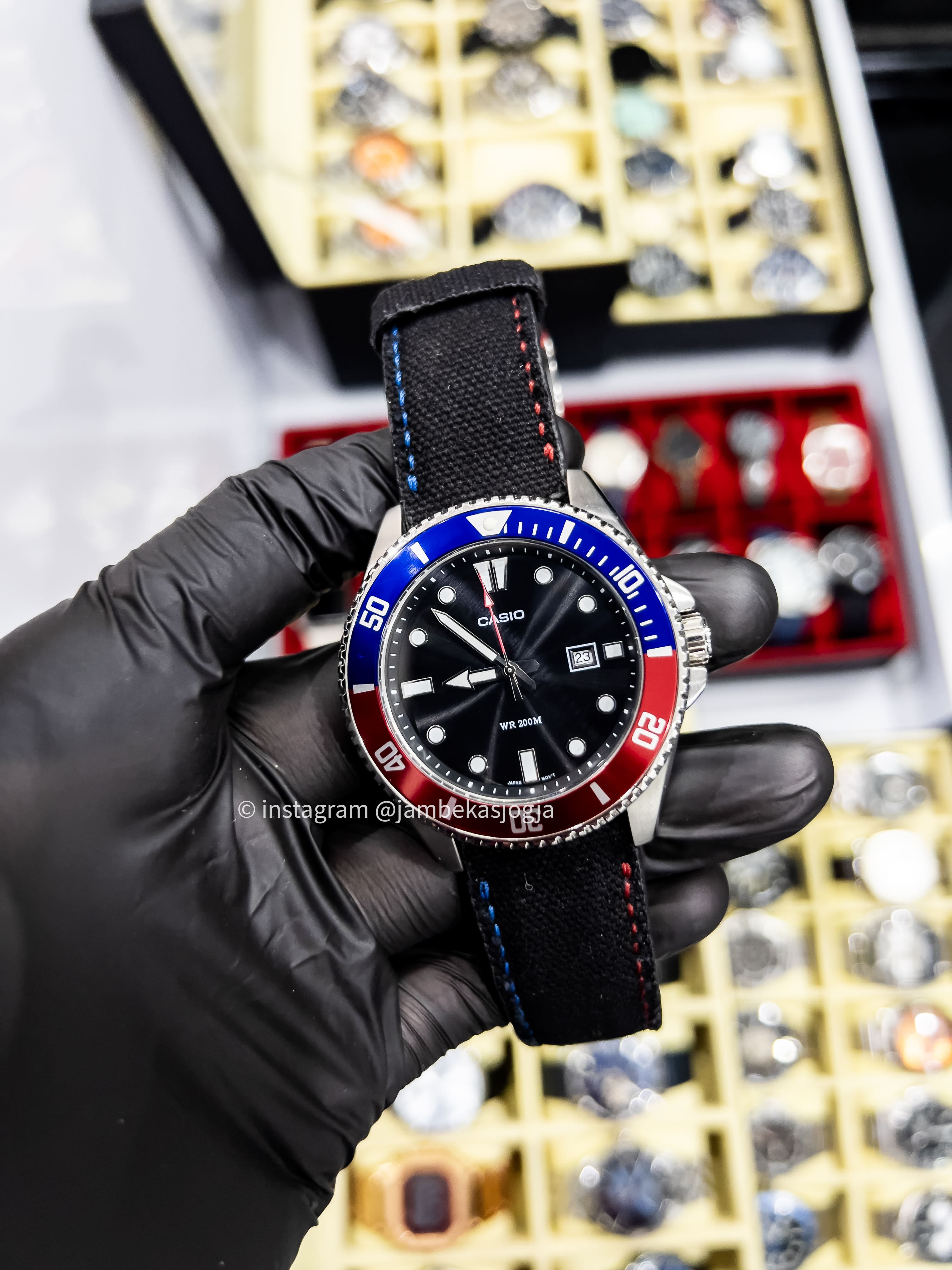(SKU 30) Casio MDV-107-1A3VDF Original - Rubber Strap + kanvas strap