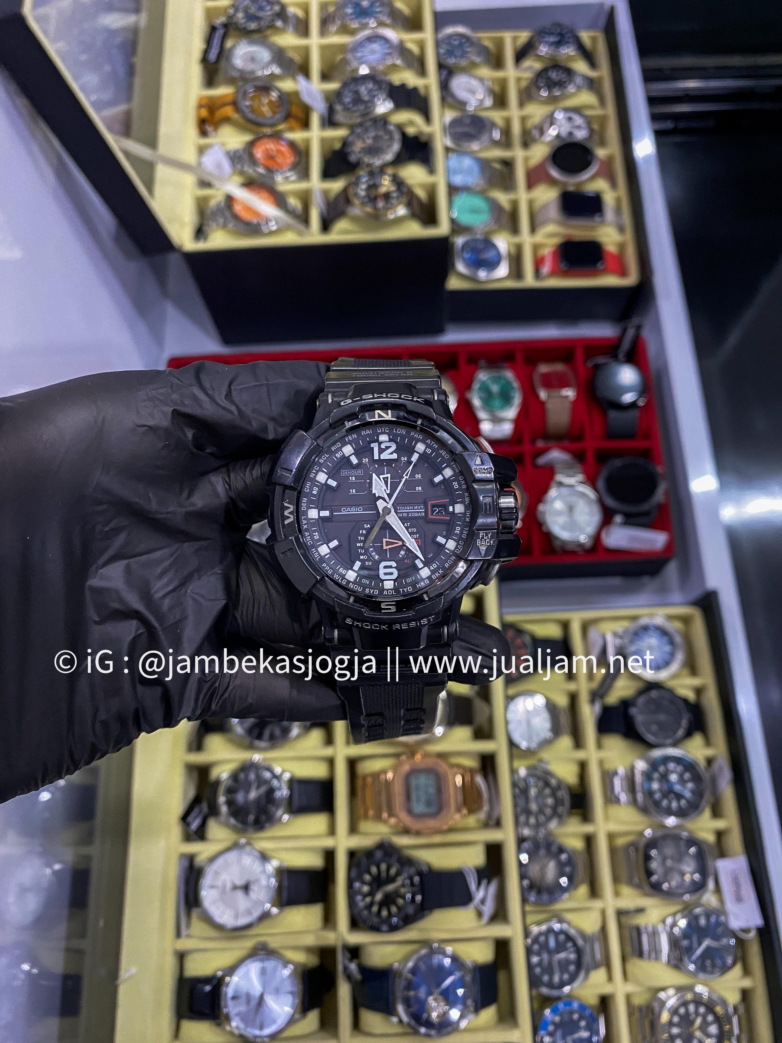 (SKU 14) Casio G-Shock Gravitymaster GW-A1100-1ADR Rubber Strap