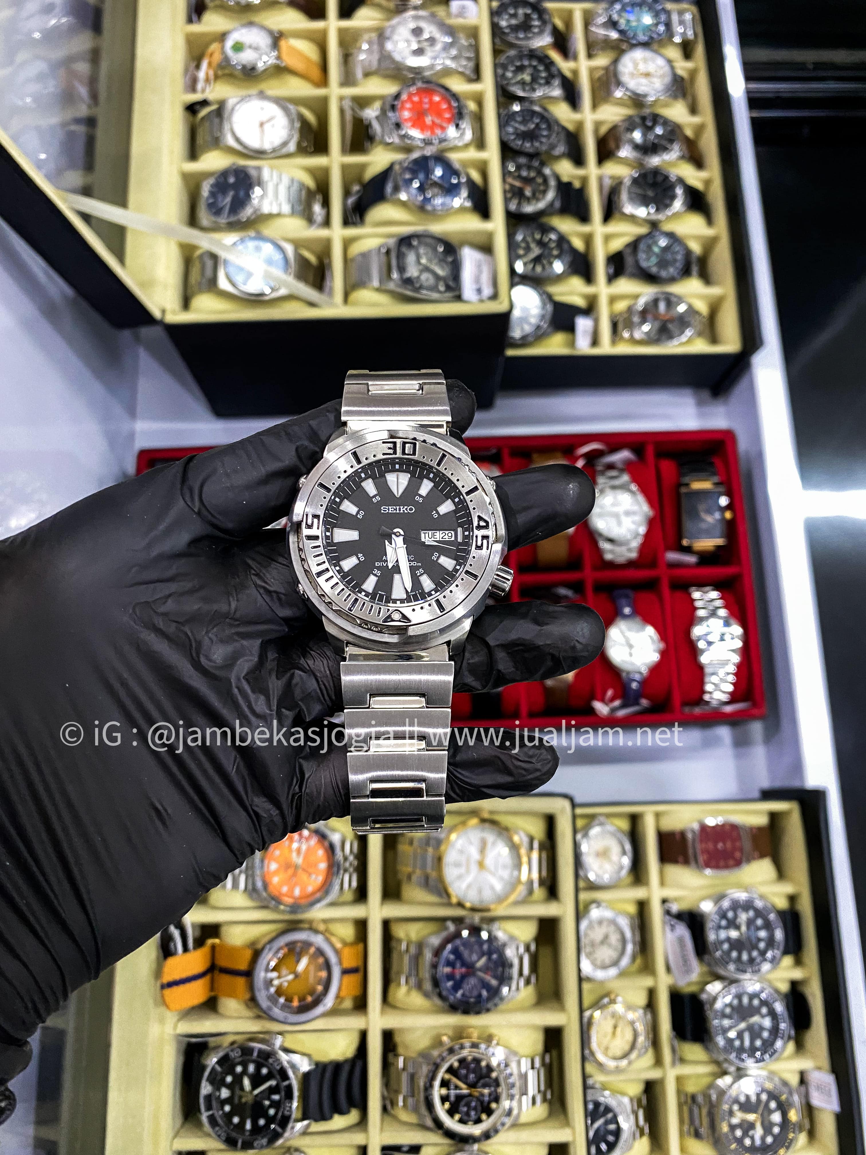 ( SKU 267 ) Seiko SRP637K1 Prospex Shrouded Monster Baby Tuna