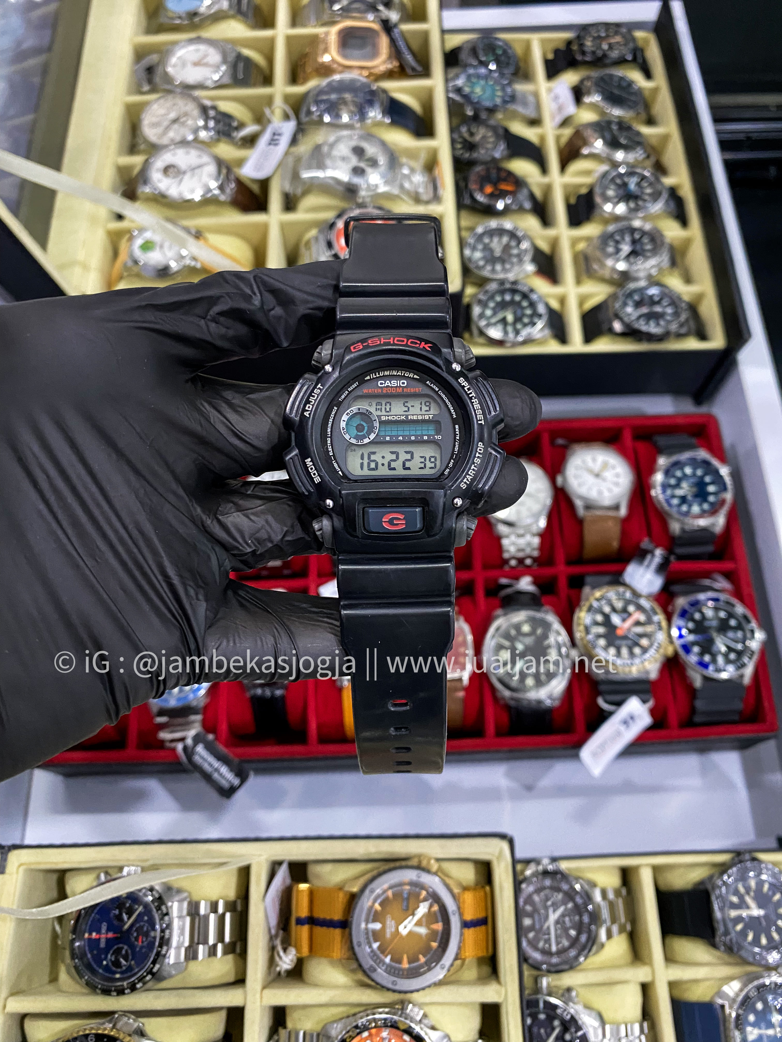 ( SKU 277 ) Casio G-Shock DW-9052-1VDR Digital Dial Black Resin Band