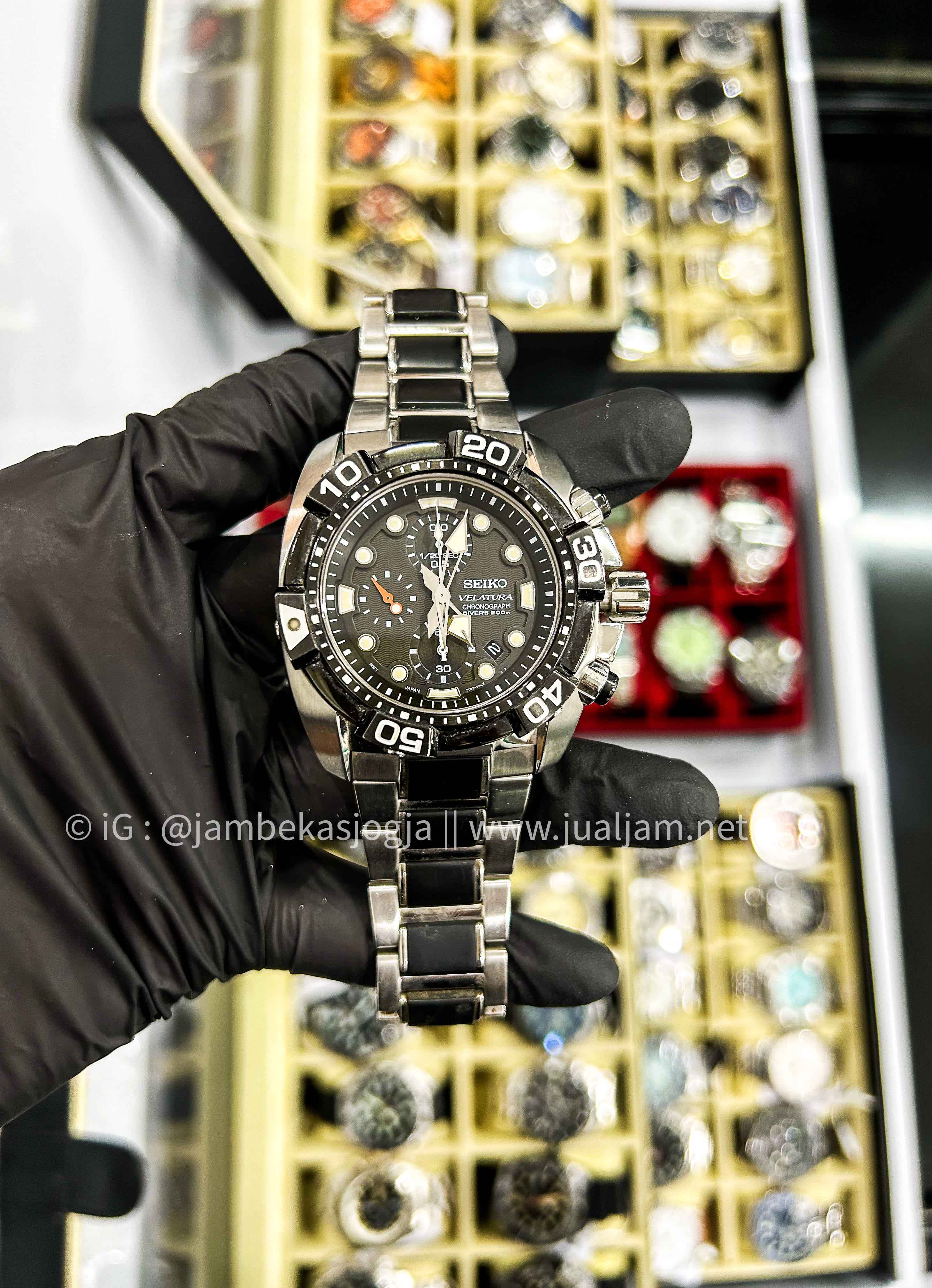 (SKU 391) Seiko Velatura SNDA59P1 Divers 200M Chronograph Stainlees steel