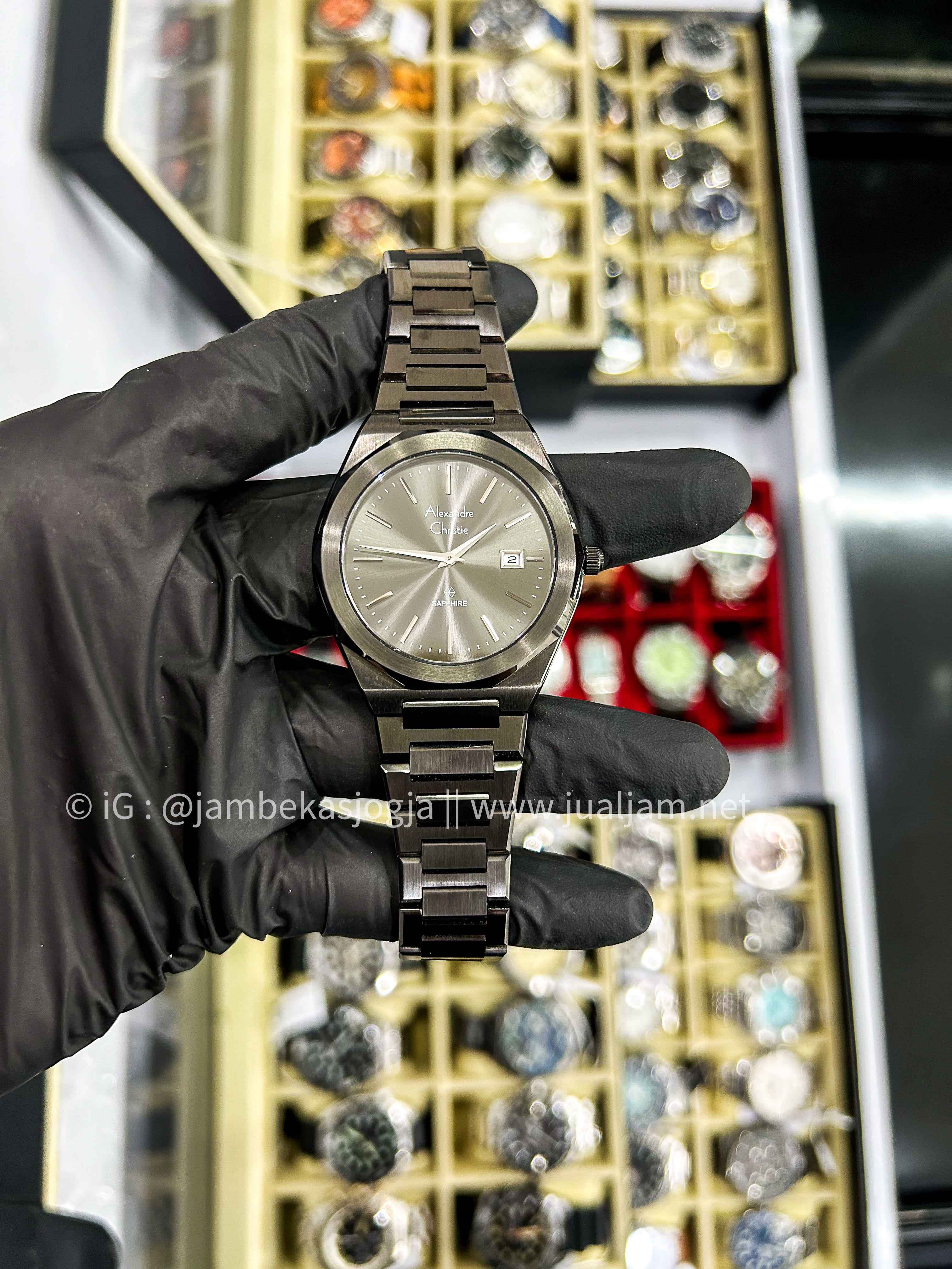 (SKU 392) Alexandre Christie AC 8710 MD BIGDGSG Men Sapphire Dark Grey Dial Gunmetal Stainless Strap GARANSI RESMI SEPTEMBER 2026