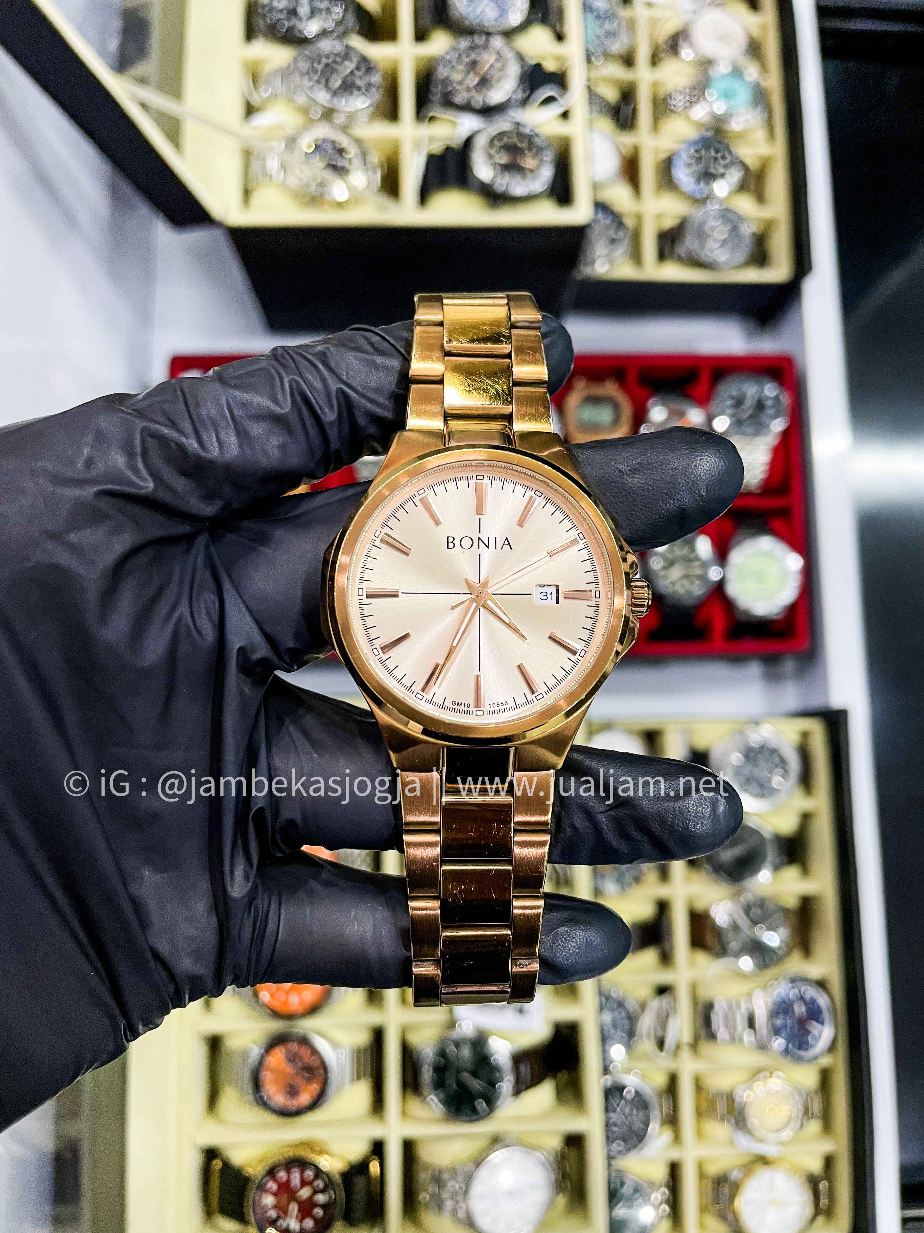 (SKU 381) BONIA MEN CLASSIC BNB10556-1572 GOLD Stainless Strap