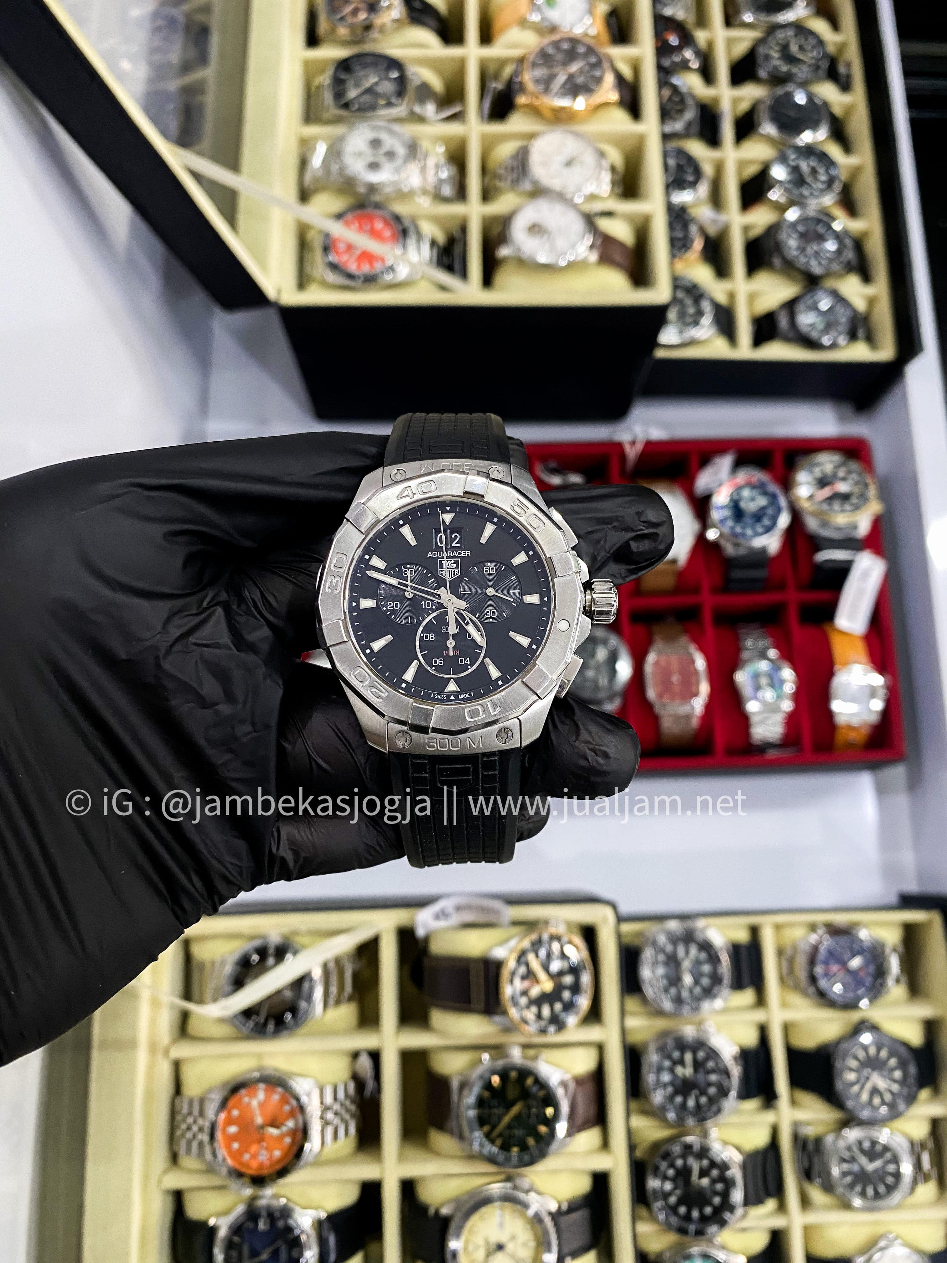 TAG Heuer Aquaracer 300M Quartz Chronograph CAY1110.BA0925 ( TITIP JUAL )