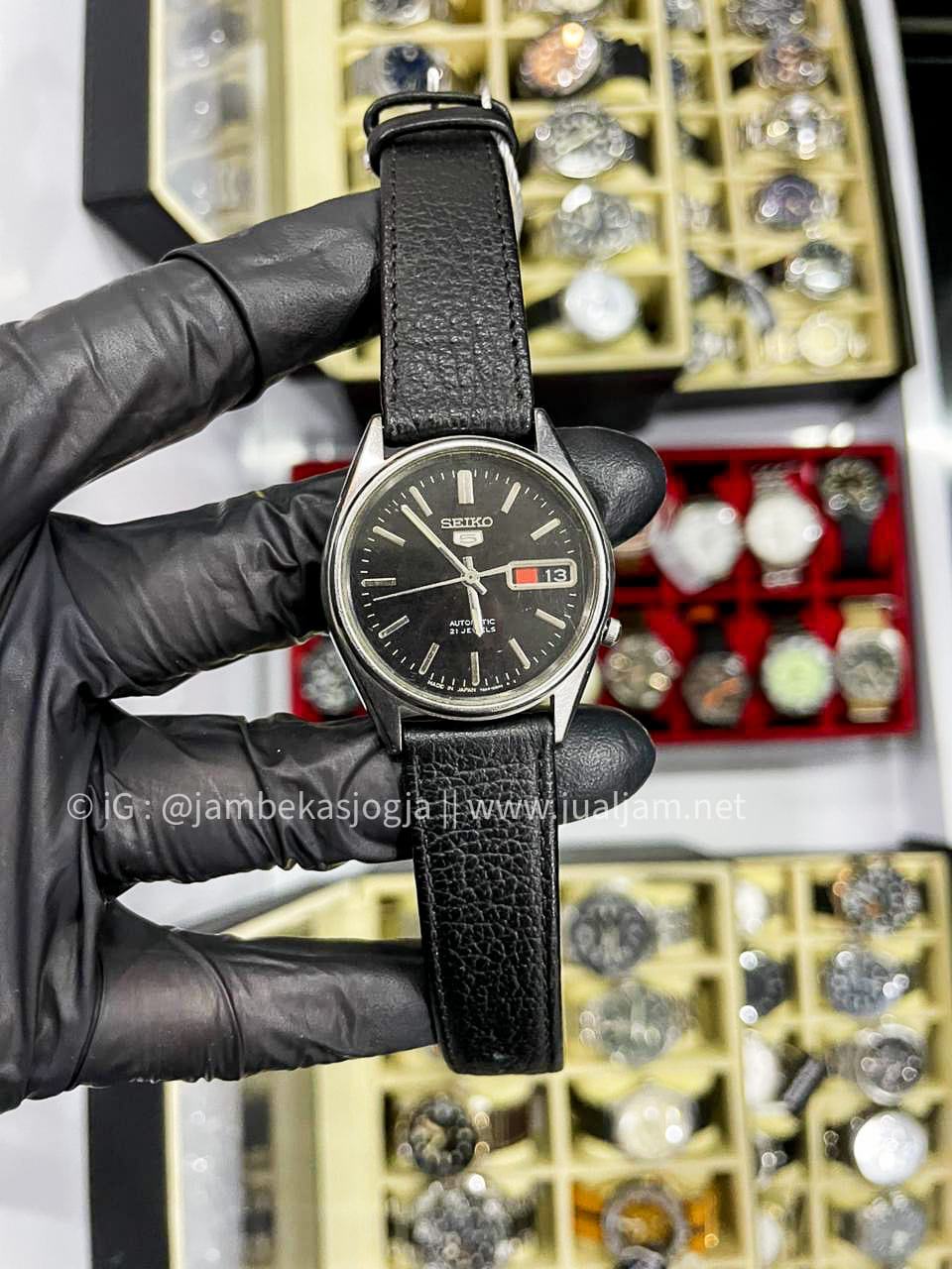 (SKU 431) Seiko 5 Sports SNK883K1 Automatic Black Dial Leather Strap