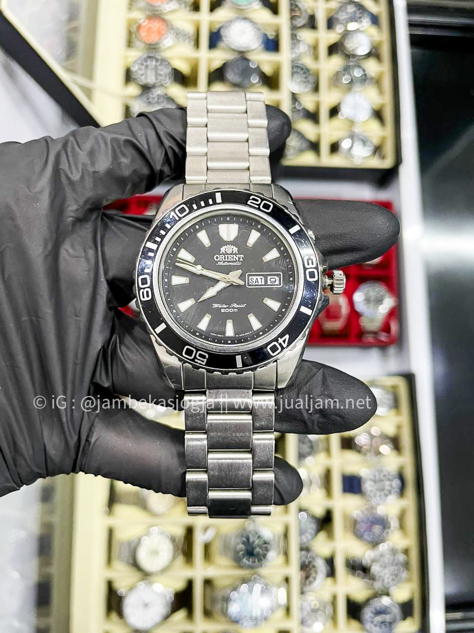 (SKU 468) Orient Mako XL FEM75001B Black Dial Stainless Steel Strap Automatic watch