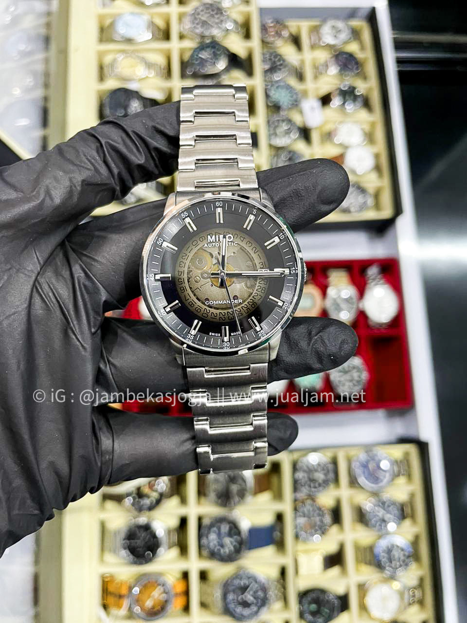 (SKU 22) MIDO Commander II M021.407.11.411.00 Gradient Dial Stainless Steel Strap watch men