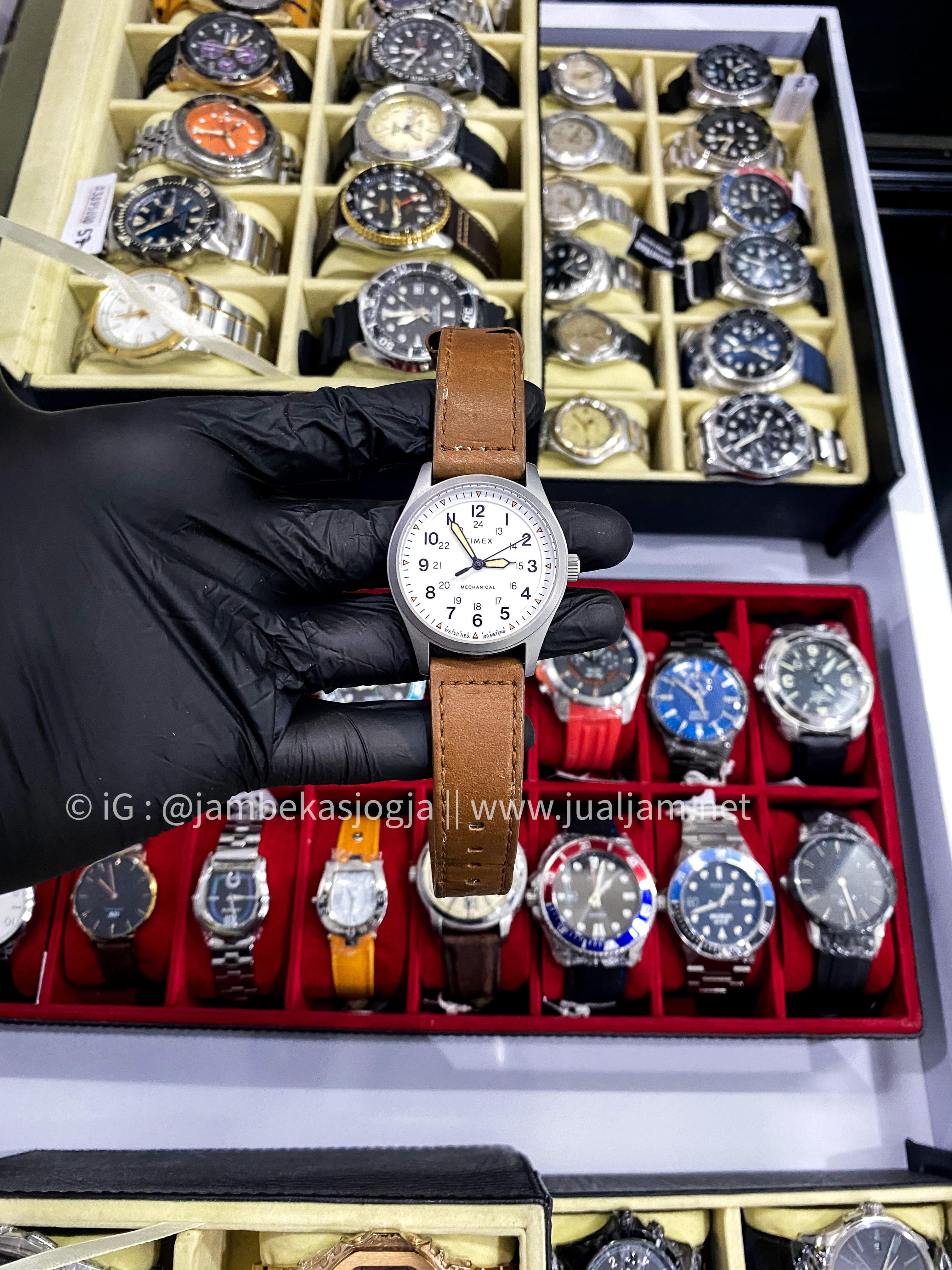 (SKU 25) Timex Expedition TW2V00600 North Field Post Mechanical White Dial Brown Leather Strap