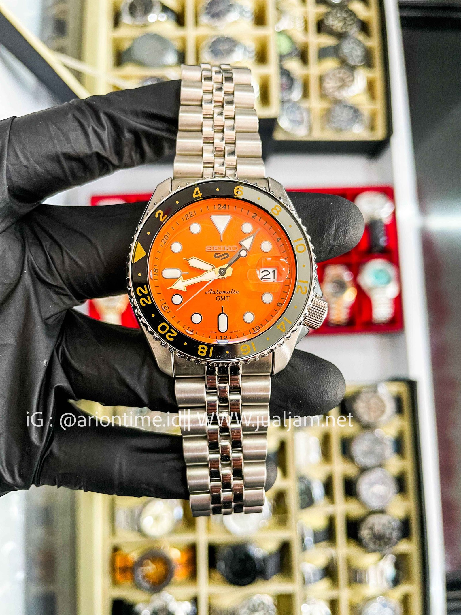 (SKU 588) Seiko 5 Sports SSK005K1 SKX Sports Style GMT Mikan Orange Automatic Stainless Steel Strap GARANSI RESMI JULI 2029 LIKE NEW